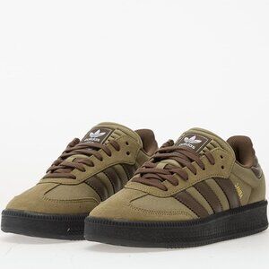 Adidas Samba XLG. Brand New. Mens Size: 7.